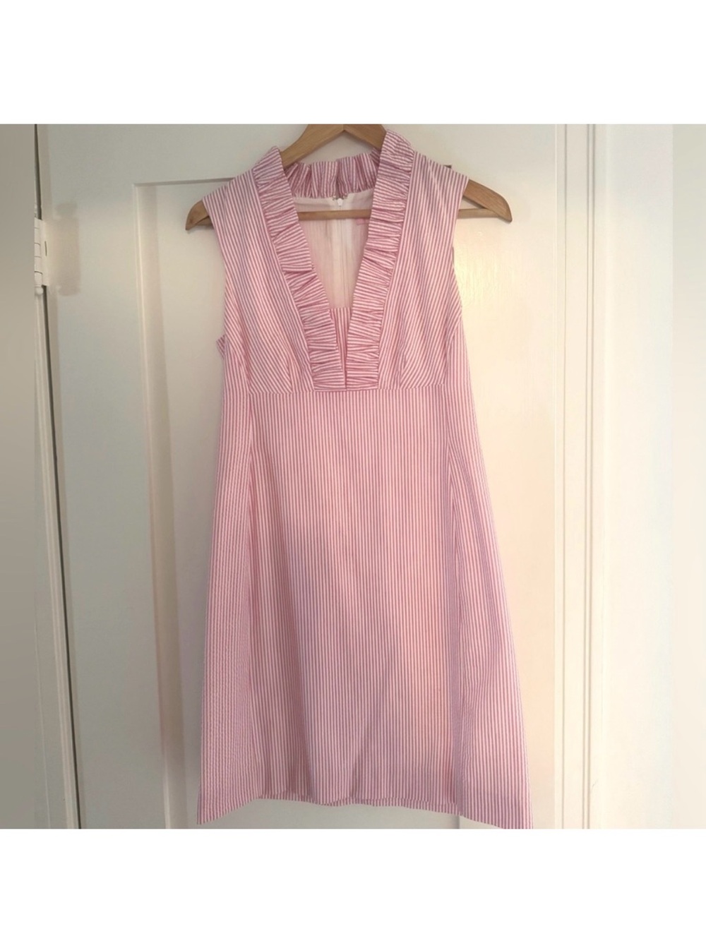 Lilly Pulitzer Sleeveless Pink Seersucker Ruffle V-Neck Dress - Picture 2 of 4